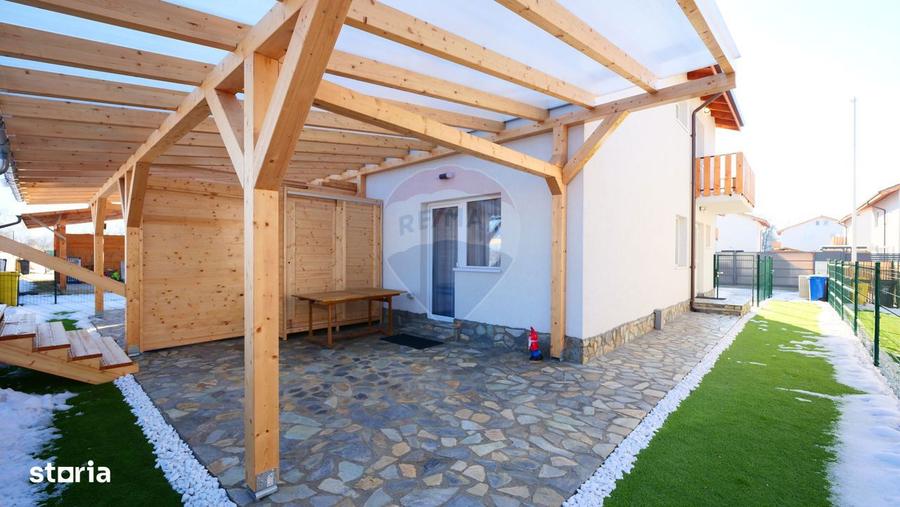 Casă cu 3 camere cu Teren 300 Mp în Hărmanului