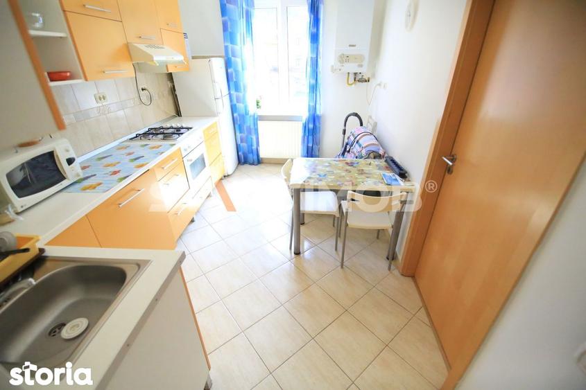 Garsonieră decomandată, mobilată în Schei