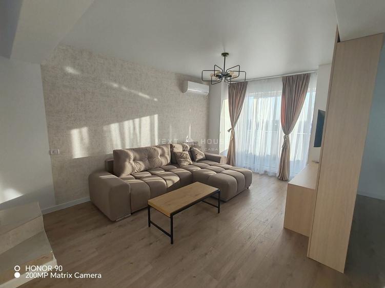 Apartament cu 3 camere decomandat, mobilat în Parcul Carol