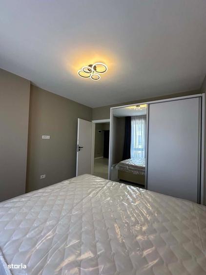 Apartament cu 3 camere în Micro 16