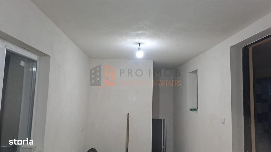 Casă cu 4 camere decomandat cu Teren 528 Mp în Tisău