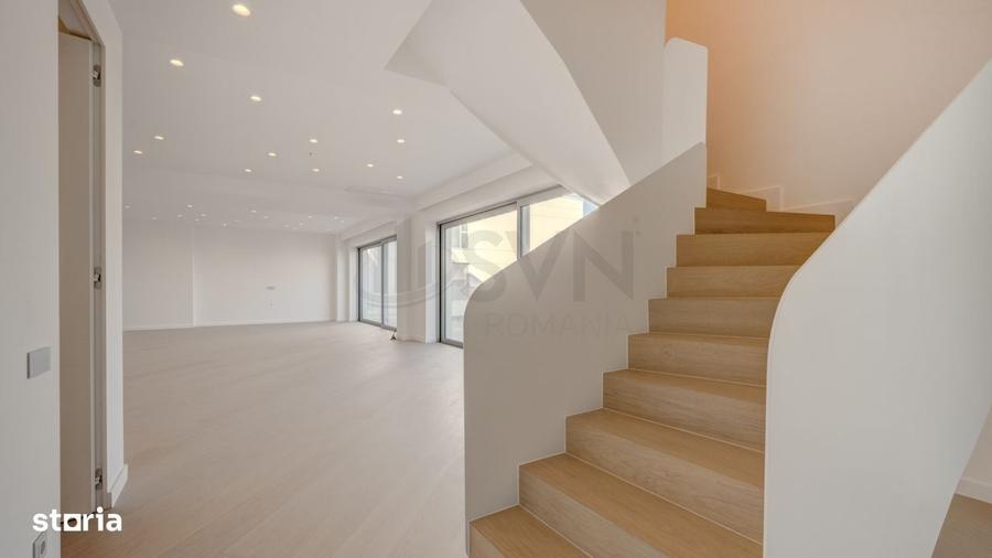 Apartament cu 4 camere decomandat în Aviației