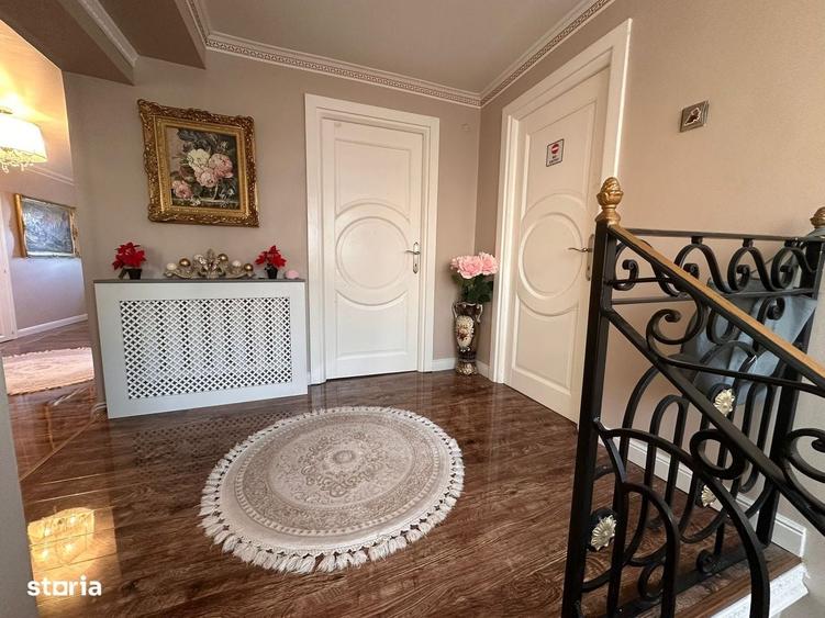Casă cu 4 camere în Central