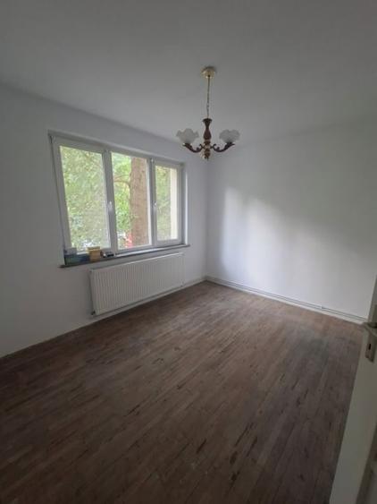 Apartament cu 2 camere semidecomandat în Titulescu