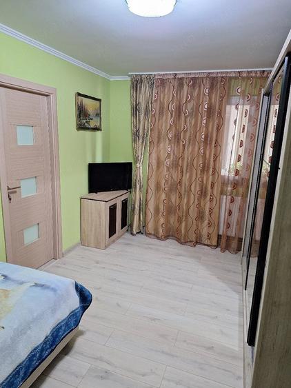 Apartament cu 2 camere decomandat în Exterior Vest