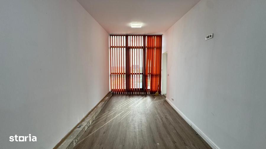 Apartament cu 3 camere în Lunei