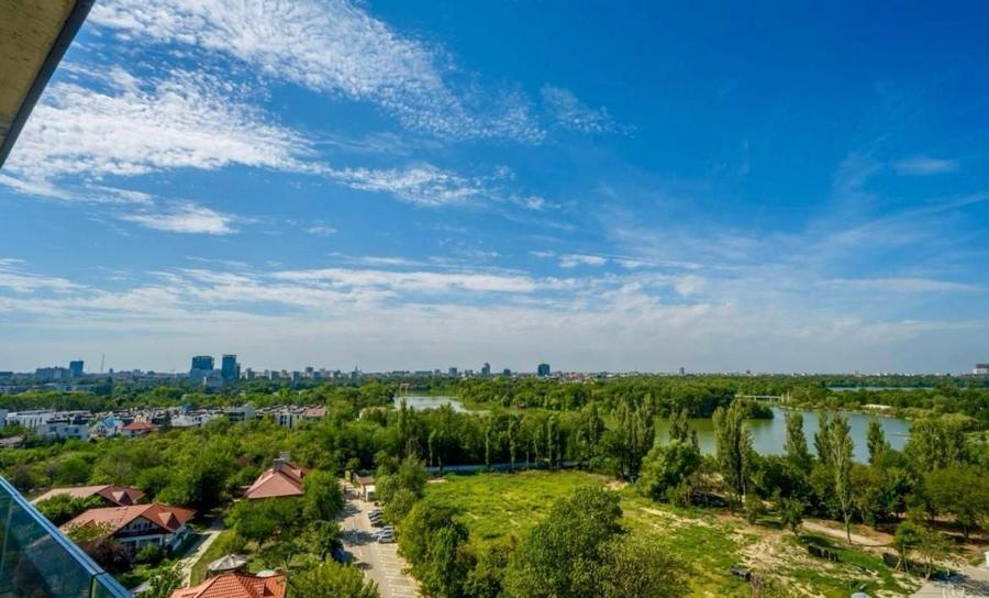 Apartament cu 5 camere în Floreasca