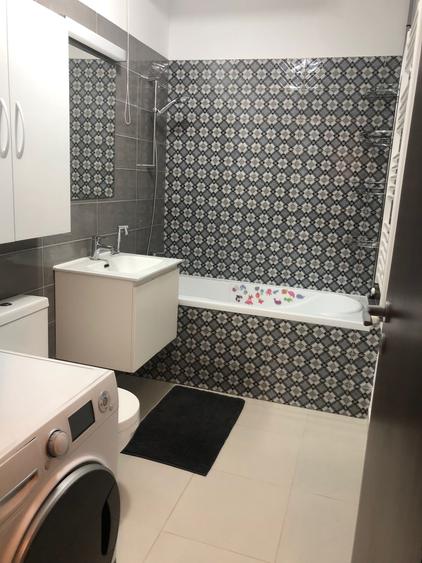 Apartament cu 2 camere decomandat în Drumul Taberei