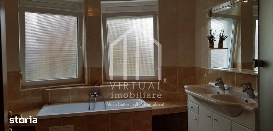 Casă cu 6 camere cu Teren 329 Mp în Trei Stejari