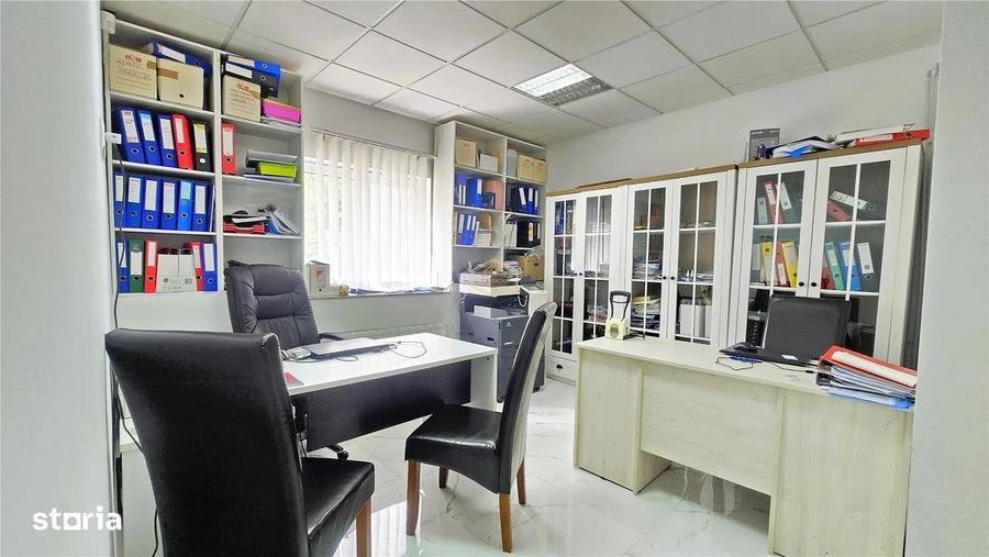 Spațiu comercial, de 40 mp, în Central