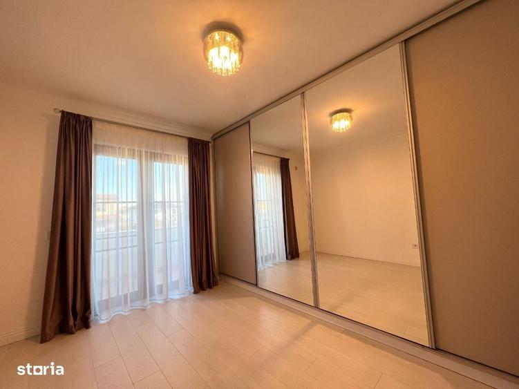 Casă cu 4 camere în Dumbrăvița