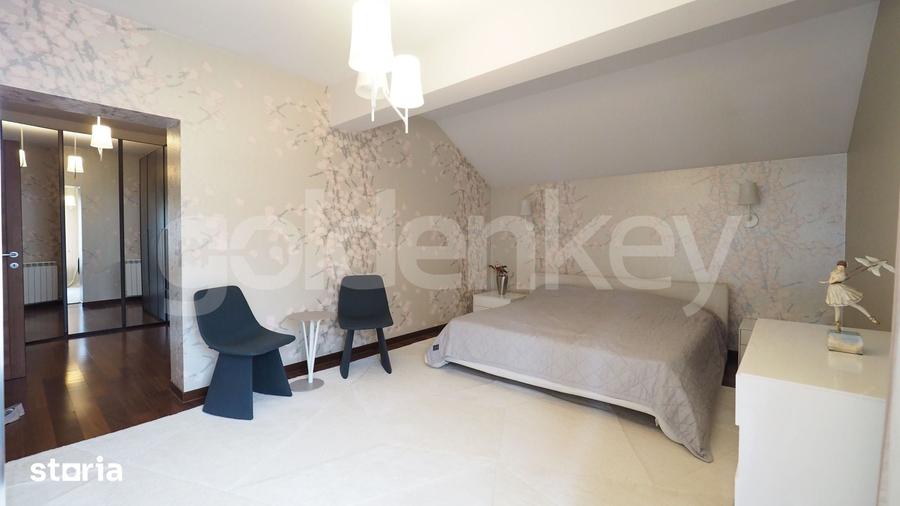 Casă cu 5 camere cu Teren 750 Mp în Central