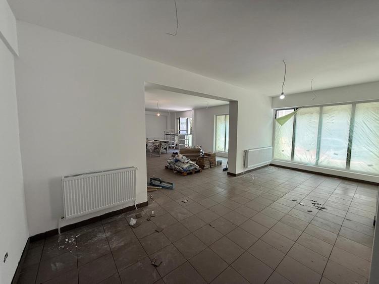 Spațiu comercial, de 220 mp, în Nerva Traian