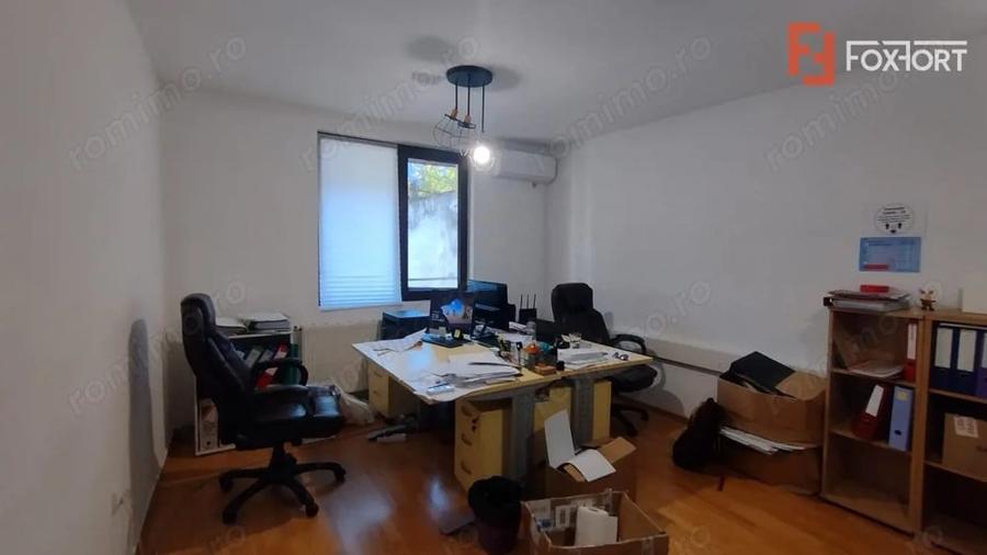 Casă cu 6 camere cu Teren 788 Mp în Bucovina