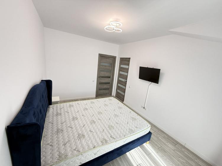 Apartament cu 2 camere semidecomandat, mobilat în Florești