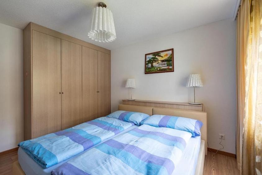 Garsonieră decomandată în Blumăna
