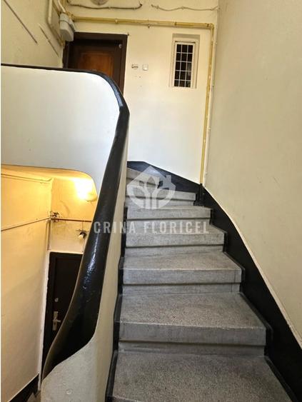 Apartament cu 5 camere decomandat în Dorobanți