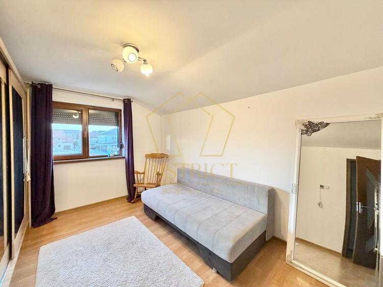 Duplex cu 4 camere cu Canalizare în Giroc