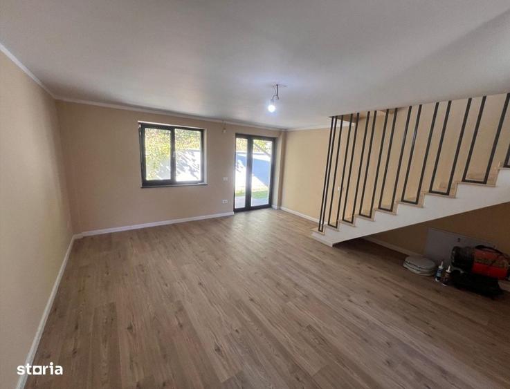 Apartament cu 4 camere în Bucium