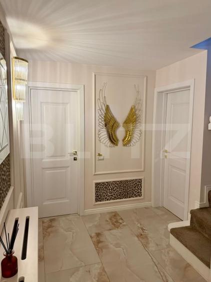 Apartament cu 4 camere decomandat, mobilat în Periferie