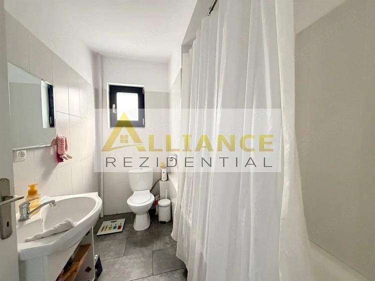 Duplex - 4 camere - 2 bai - 200mp teren - 12