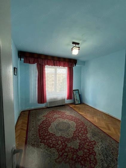 Apartament cu 4 camere în Central
