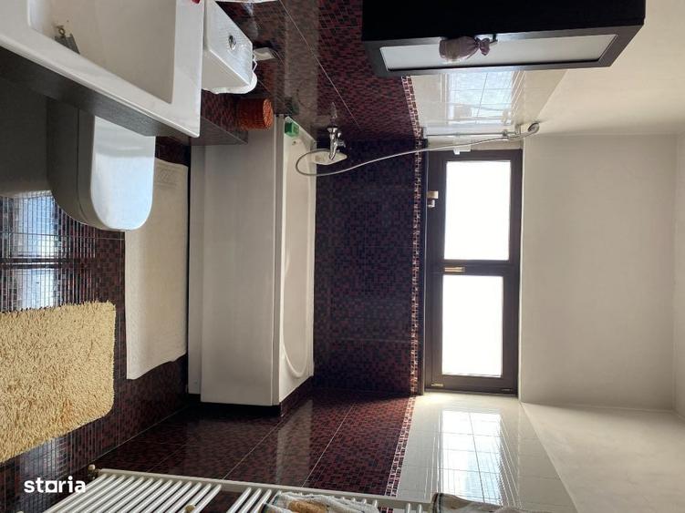 Casă cu 4 camere cu Teren 521 Mp în Bucium