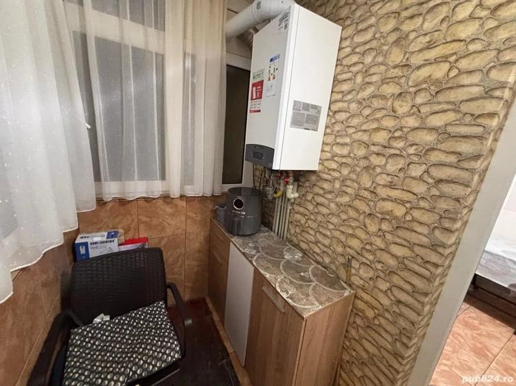 Apartament cu 2 camere decomandat în Ostroveni