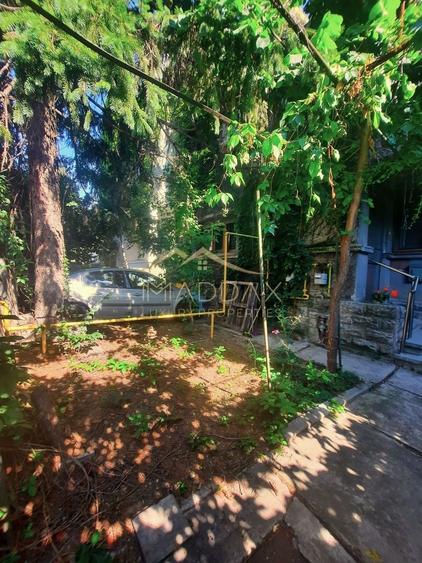 Apartament cu 5 camere decomandat, mobilat în Dorobanți