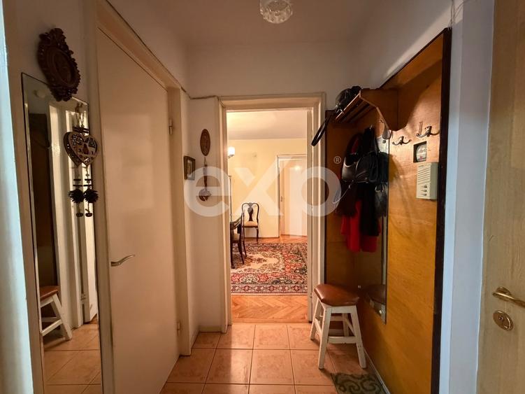 Apartament cu 3 camere semidecomandat, mobilat în Nicolae Grigorescu