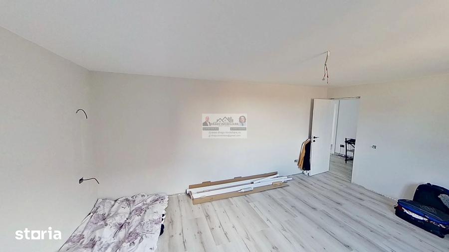 Casă cu 5 camere cu Teren 1159 Mp în Gherdana