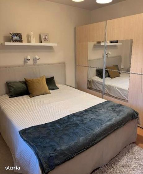 Apartament cu 3 camere în Tineretului