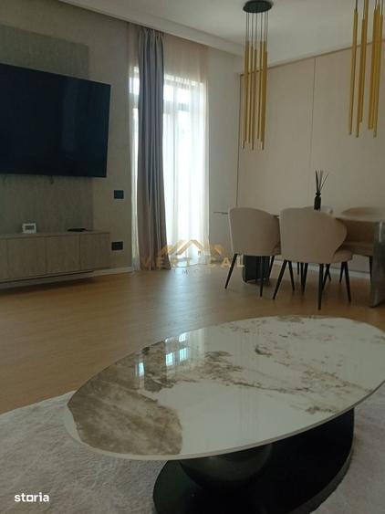 Casă cu 4 camere în Vidra