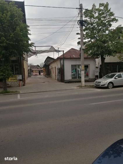 Spațiu comercial, de 700 mp, în 1 Decembrie