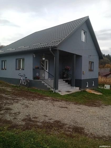 Casă cu 2 camere cu Teren 38000 Mp în Rugășești