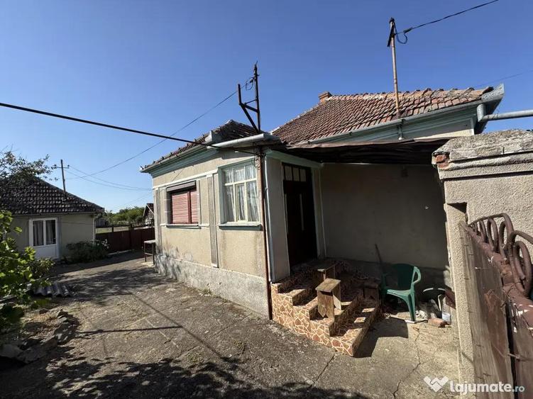 Casa in Chi?ineu Cri?, Str. ?tefan cel Mare - 7