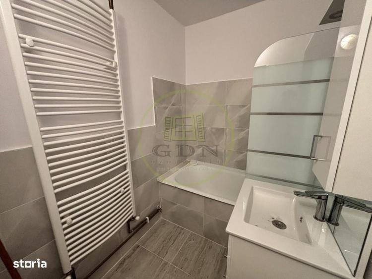 Apartament cu 2 camere decomandat în 1 Mai