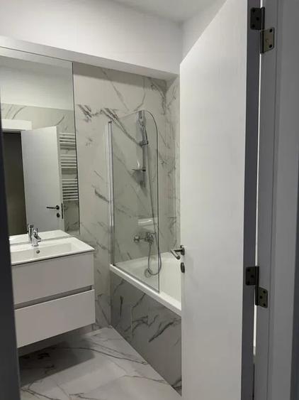 Apartament cu 2 camere decomandat, mobilat în Gorjului