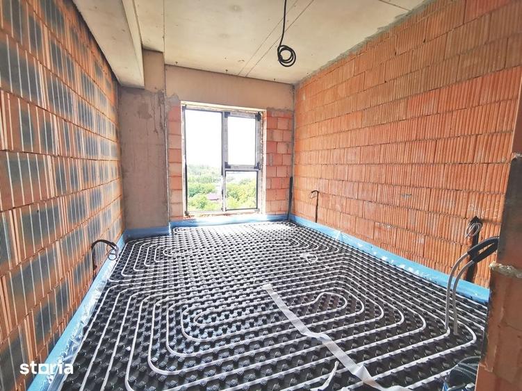 Apartament cu 3 camere decomandat în Străulești
