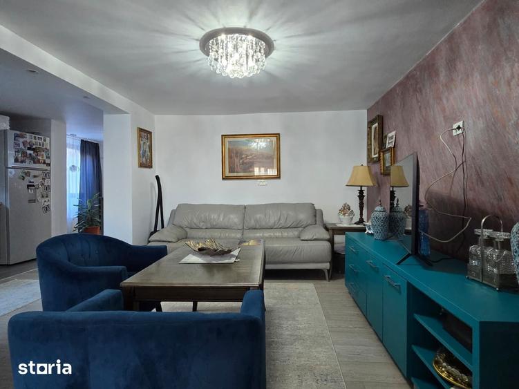 Casă cu 7 camere cu Teren 685 Mp în Limanu