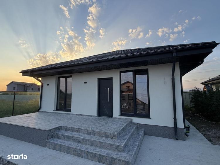 Casă cu 4 camere în Crevedia
