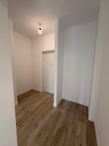 Spatiu Comercial / Birou 50mp + Gradina & Parcare Silk District (Parter) - 5