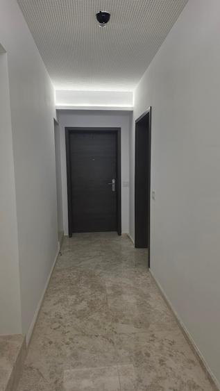 Apartament cu 4 camere decomandat în Timpuri Noi