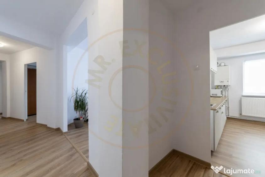 Apartament cu 3 camere decomandat, mobilat în Banat