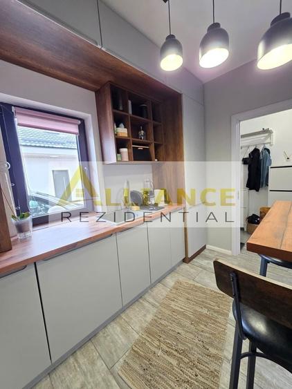 Duplex cu 3 camere cu Canalizare în Sud