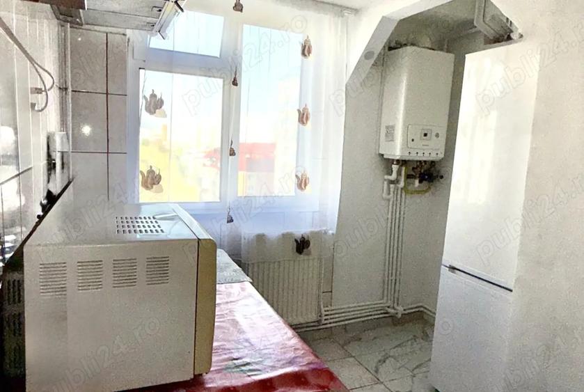 Apartament cu 2 camere decomandat în Ostroveni