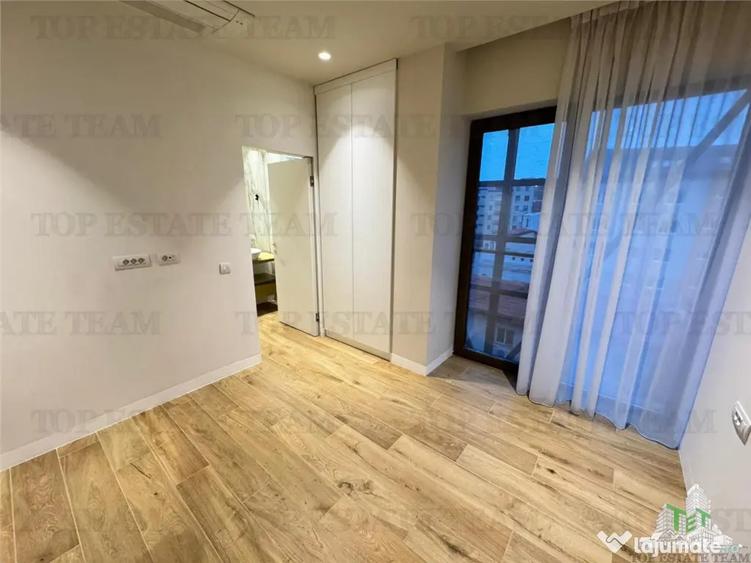 Apartament cu 4 camere decomandat în Eminescu