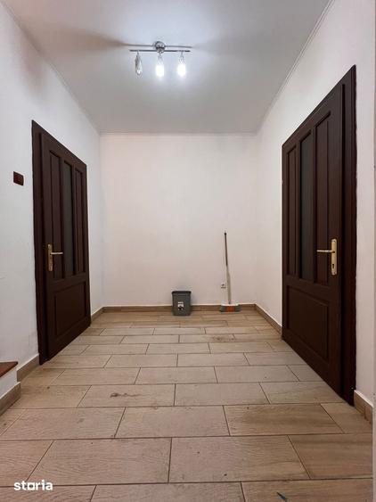 Casă cu 3 camere cu Teren 40 Mp în Orașul Nou
