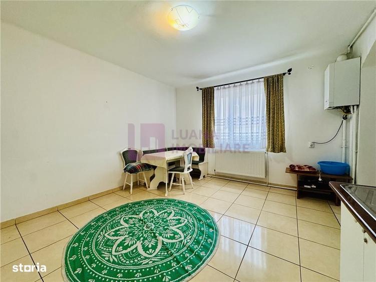 Apartament cu 4 camere în Turnișor