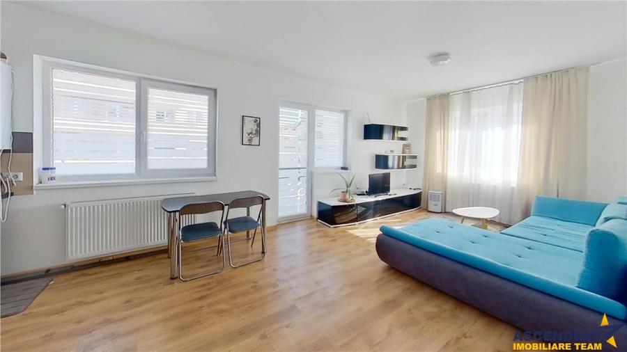 Apartament cu 2 camere decomandat în Sânpetru